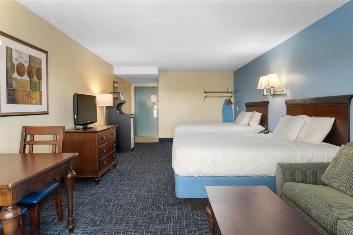 Coastal Palms Beach Hotel — photo 53 of 59