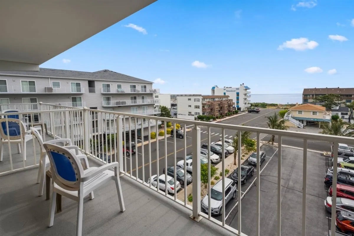 Coastal Palms Beach Hotel — photo 10 of 59